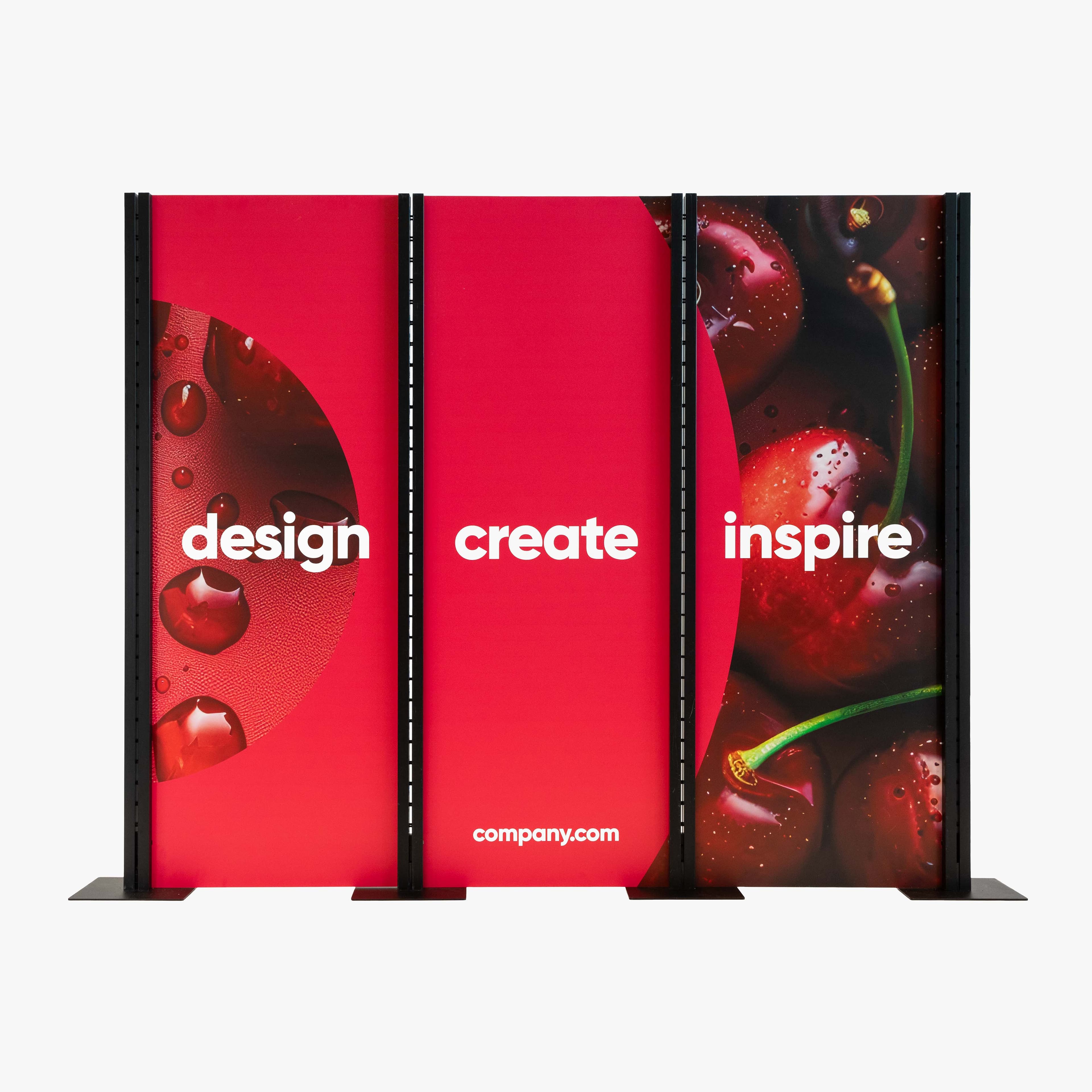 Transport des kompakten Inhaker® Messestands im Rollcontainer