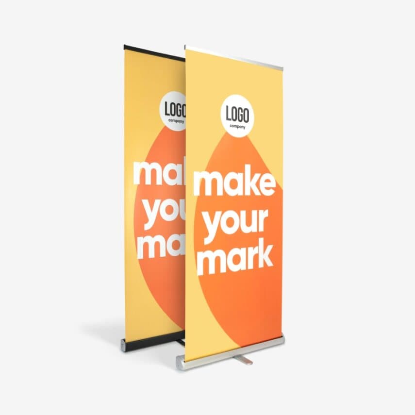 Premium Roll-Up Banner auf Messe aufgebaut