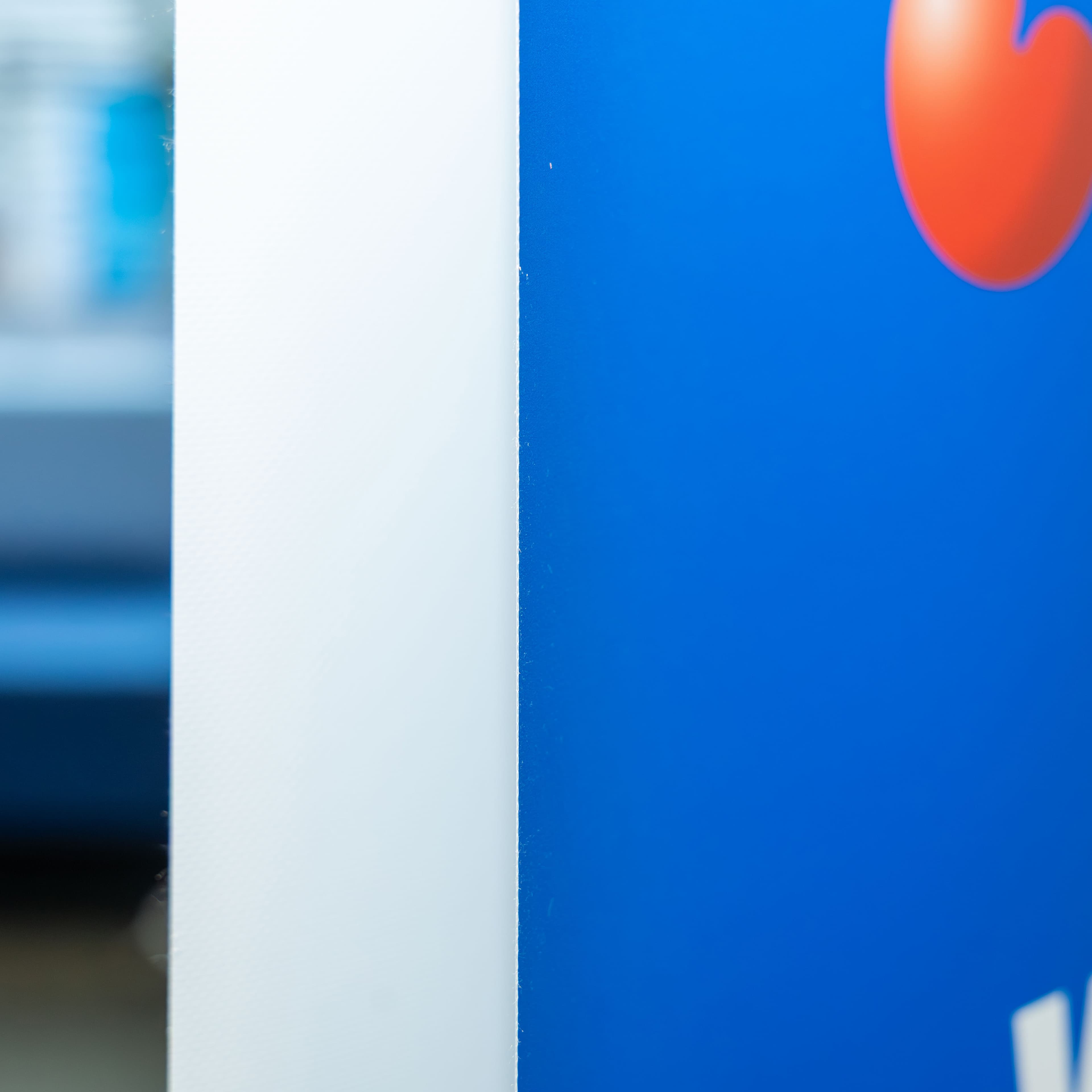 Montiertes doppelseitiges Roll-Up Banner auf Messe