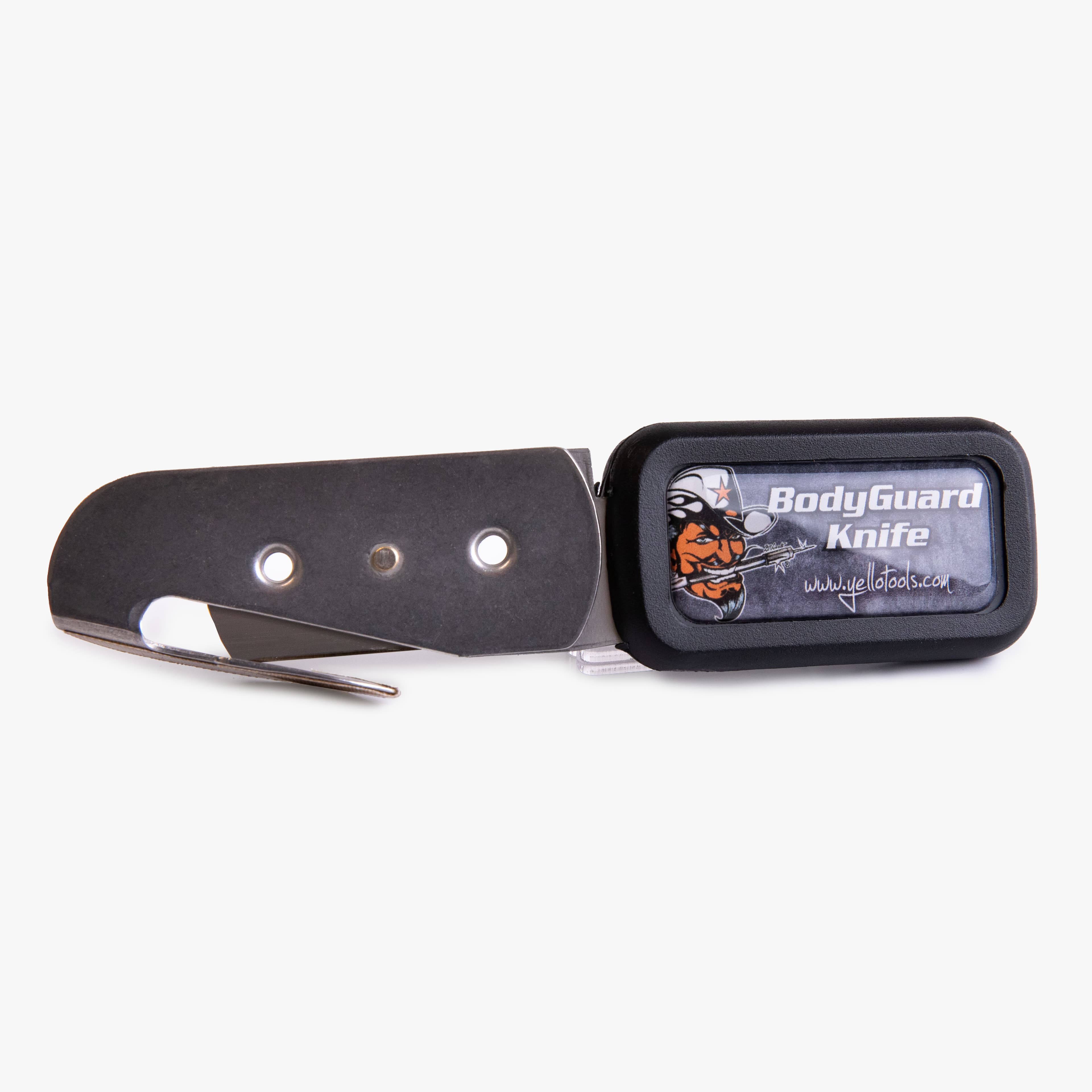 Bodyguardknife beim präzisen Schneiden von Folie