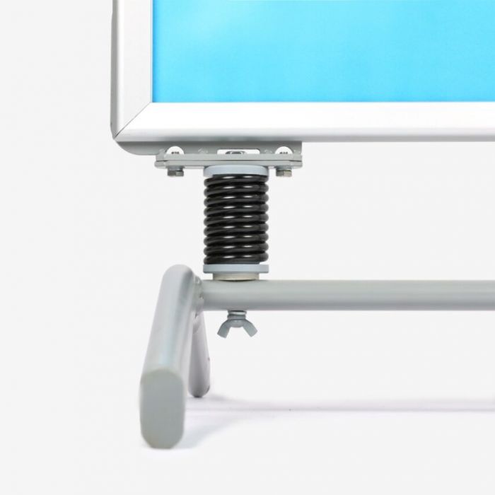 Gehwegschilder mit Schwenkfuß